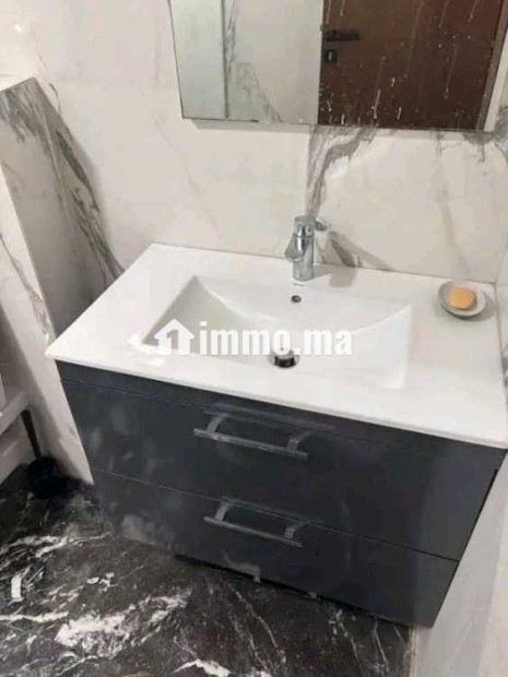 Appart studio bien meublé côté jardin murdokh - Location Immobilier - Casablanca - photo 4