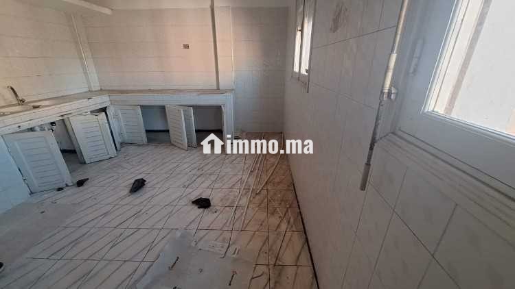 JOLI APPART 2 ETG 3 FACE SUR LE BD BERNOUSSI - Location Immobilier - Casablanca - photo 3