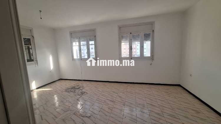 JOLI APPART 2 ETG 3 FACE SUR LE BD BERNOUSSI - Location Immobilier - Casablanca - photo 6