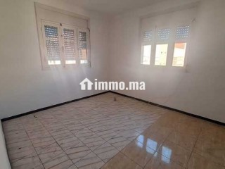JOLI APPART 2 ETG 3 FACE SUR LE BD BERNOUSSI - Appartement à louer - Casablanca