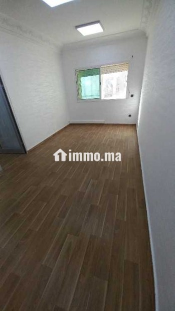 Bureau à louer à hamza 50 m² - Location Immobilier - Casablanca - photo 1