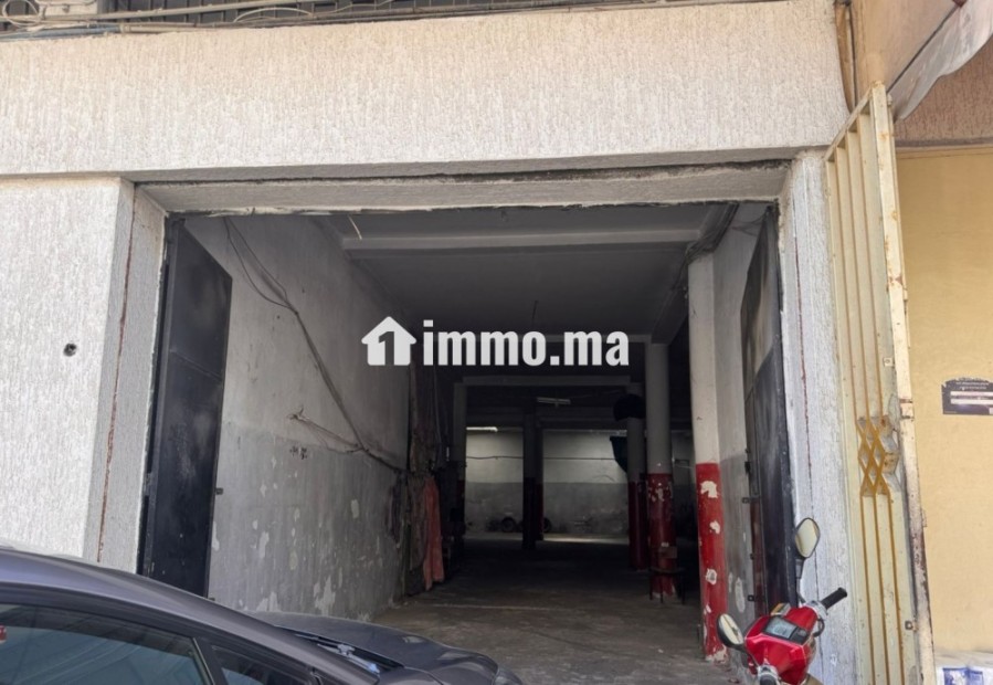 كراج للبيع مساحته 330م.م، بالضافة لكراج اخر مساحته 15م.م ملاصق للاول محفظين - Vente Immobilier - Tanger - photo 4