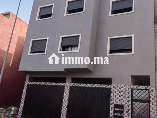 Magazin100m2. 50m2. A louer - Local commercial à louer - El Gara