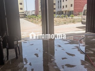 Magazin100m2. 50m2. A louer - Local commercial à louer - El Gara