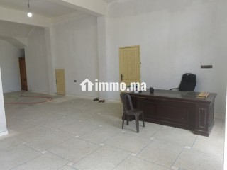 Magazin100m2. 50m2. A louer - Local commercial à louer - El Gara