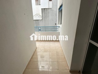 Appartement à louer composé de 3 chambres - Appartement à louer - Larache