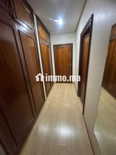 Appartement dans une résidence avec jardin a Riad - Location Immobilier - Rabat - photo 7