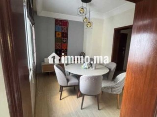 Appartement dans une résidence avec jardin a Riad - Appartement à louer - Rabat