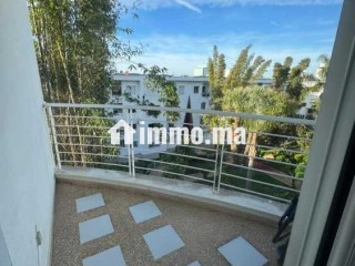 Appartement dans une résidence avec jardin a Riad - Appartement à louer - Rabat