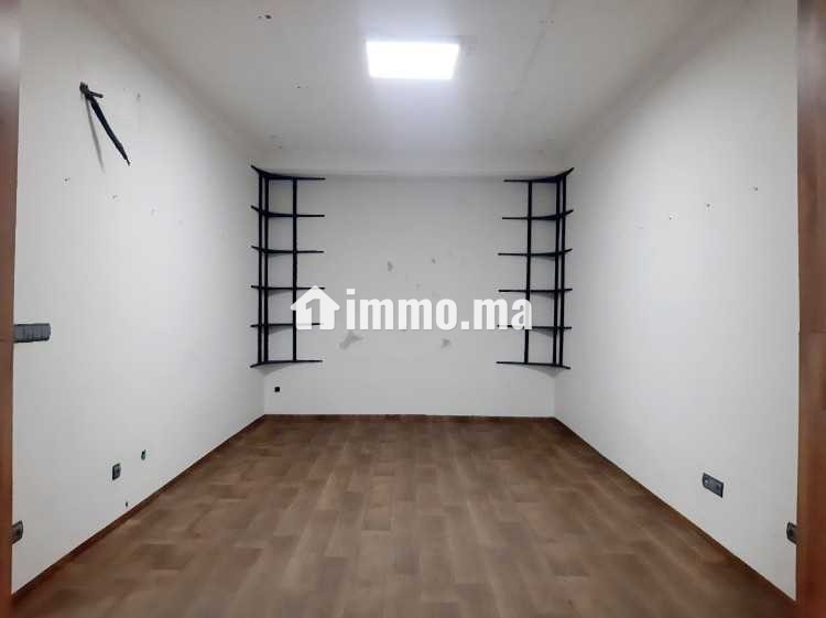 Bureau de 120 m² à Beausejour - Location Immobilier - Casablanca - photo 1