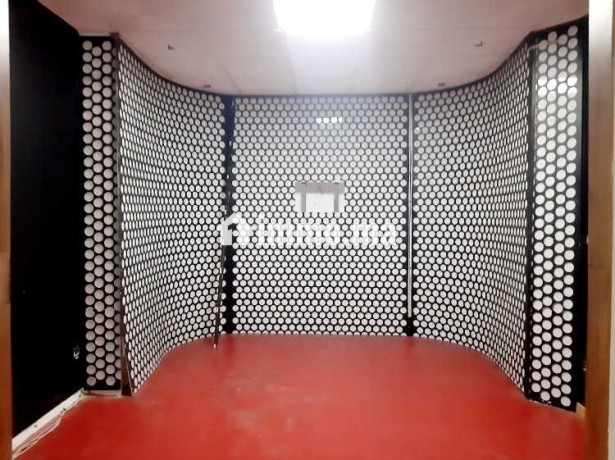 bureau-de-120-m2-a-beausejour-big-5