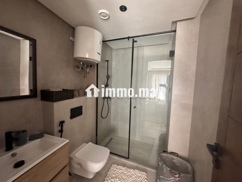 Bel appartement F2 en location à Oasis. 1 belle chambre. Bien meublé - Location Immobilier - Casablanca - photo 7