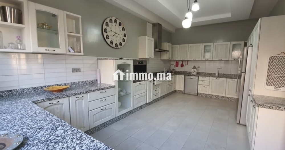 Belle villa meublée avec piscine à targa en LLD - Location Immobilier - Marrakech - photo 5
