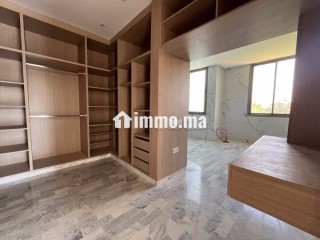 Villa Neuve à Vendre – Route de Tahanaout Marrakech, 5 Chambres, Piscine Chauffée et Vue Panoramique Atlas - Villa à vendre - Marrakech