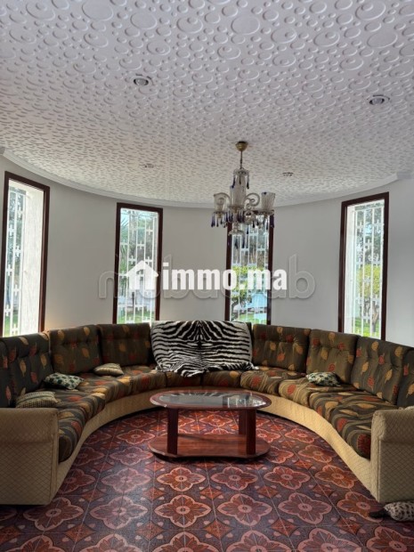 Villa de 1 900 m² en Location –Souissi Rabat - Location Immobilier - Rabat - photo 3