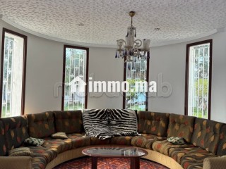 Villa de 1 900 m² en Location –Souissi Rabat - Villa à louer - Rabat