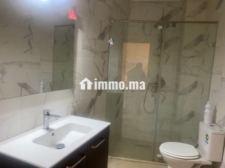 Très bel appartement en location à Roches Noires. 3 pièces confortables. Bien meublé - Appartement à louer - Casablanca