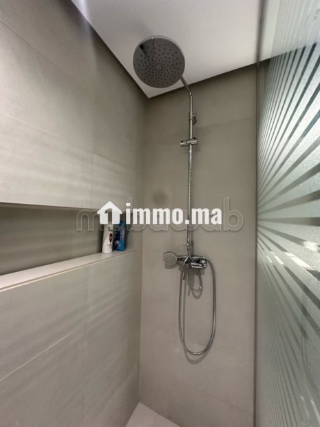 Louez cet appartement à Ferme Bretonne Hay Arraha. 1 belle chambre. Bien meublé - Location Immobilier - Casablanca - photo 3