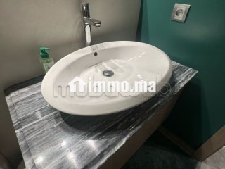 Louez cet appartement à Ferme Bretonne Hay Arraha. 1 belle chambre. Bien meublé - Appartement à louer - Casablanca