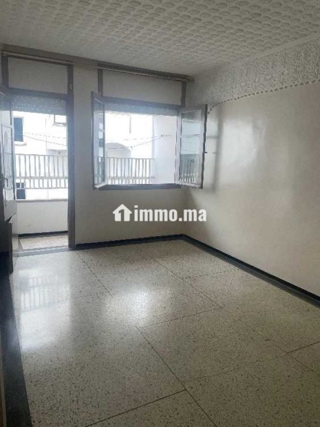 Appartement vide à louer , quartier calme , ensoleillé - Location Immobilier - Casablanca - photo 3