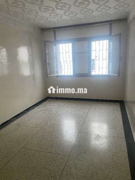 Appartement vide à louer , quartier calme , ensoleillé - Location Immobilier - Casablanca - photo 6