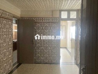 appartement-vide-a-louer-quartier-calme-ensoleille