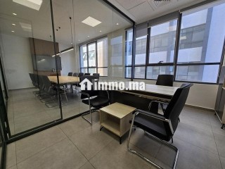 Bureau bien équipé prés de Hôtel onomo 148 m² - Bureau à louer - Casablanca