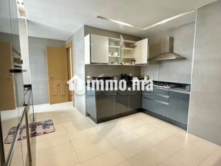 Appart F3 et 1Ch person meublé à louer hay Riad - Villa à louer - Rabat