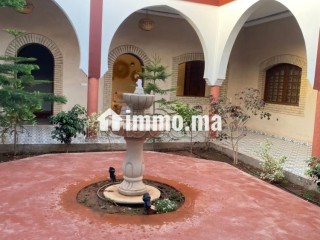 Superbe riad à louer à Saada. Superficie 800 m². Bien meublé. - Villa à louer - Autre