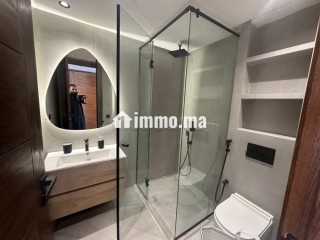Louez cet appartement à ferme bretonne. Surface totale 110 m². Meublé - Appartement à louer - Casablanca