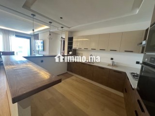 Louez cet appartement à ferme bretonne. Surface totale 110 m². Meublé - Appartement à louer - Casablanca