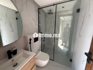 Louez cet appartement à ferme bretonne. Surface totale 110 m². Meublé - Appartement à louer - Casablanca