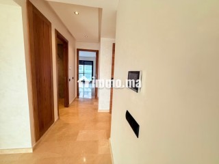 Très bel appartement en location à Belvédère. 1 Pièce. Prestation de conciergerie, air conditionné - Appartement à louer - Casablanca