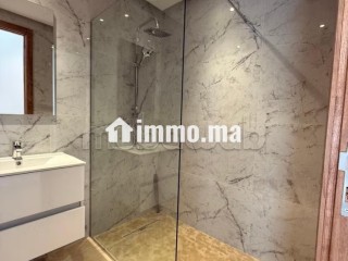 Très bel appartement en location à Belvédère. 1 Pièce. Prestation de conciergerie, air conditionné - Appartement à louer - Casablanca