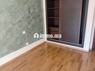 Location d'un studio à Bourgogne Ouest. Surface de 55 m². Avec ascenseur - Appartement à louer - Casablanca