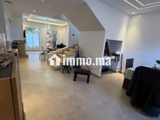 Villa de 220m² avec Jardin et Piscine à DarBouazza - Villa à vendre - Dar Bouazza