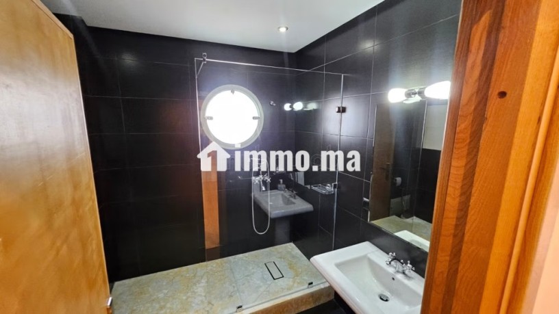 appartement-a-vendre-vue-sur-mer-a-ain-diab-big-15