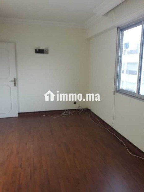 Joli appart à coté Arribat Center - Location Immobilier - Rabat - photo 5