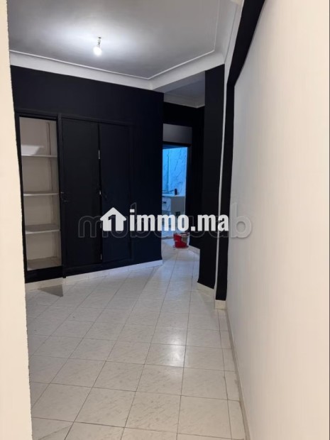 Appartement a Victor Hugo de trois chambres - Location Immobilier - Marrakech - photo 6