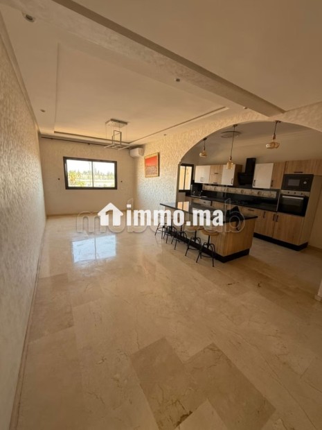 Louez cet appartement à Hay Targa.
Superficie 103 m².
Meublé - Location Immobilier - Marrakech - photo 2
