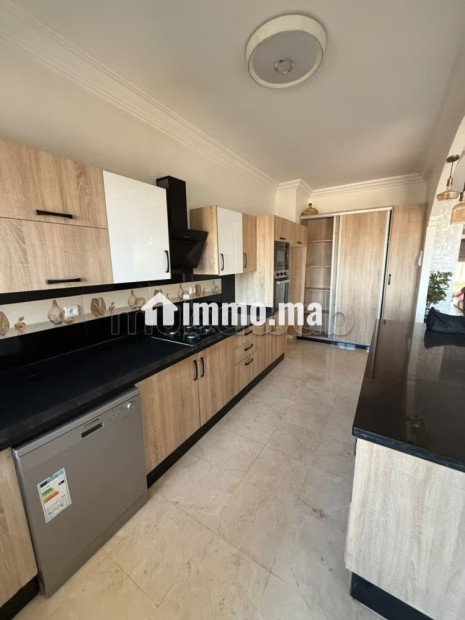 Louez cet appartement à Hay Targa.
Superficie 103 m².
Meublé - Location Immobilier - Marrakech - photo 7