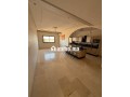 Louez cet appartement à Hay Targa.
Superficie 103 m².
Meublé - miniature 2