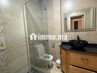 Louez cet appartement à Hay Targa.
Superficie 103 m².
Meublé - Appartement à louer - Marrakech