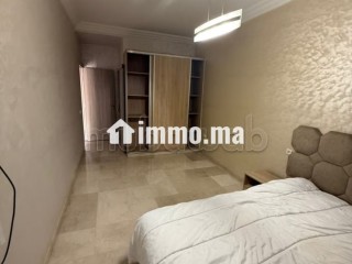 Louez cet appartement à Hay Targa.
Superficie 103 m².
Meublé - Appartement à louer - Marrakech