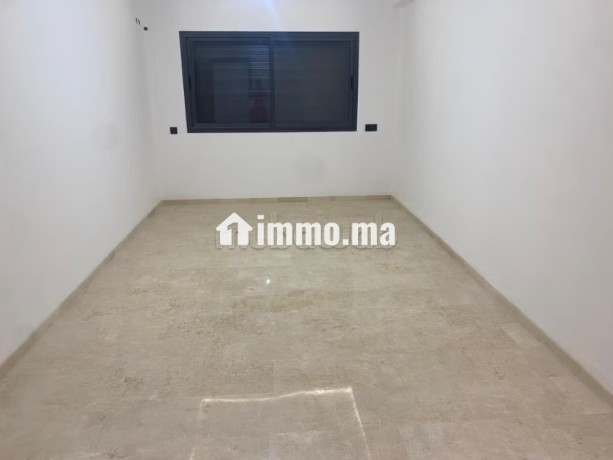 louez-cet-appartement-a-route-de-safi-2-chambres-salon-marocain-securite-big-4