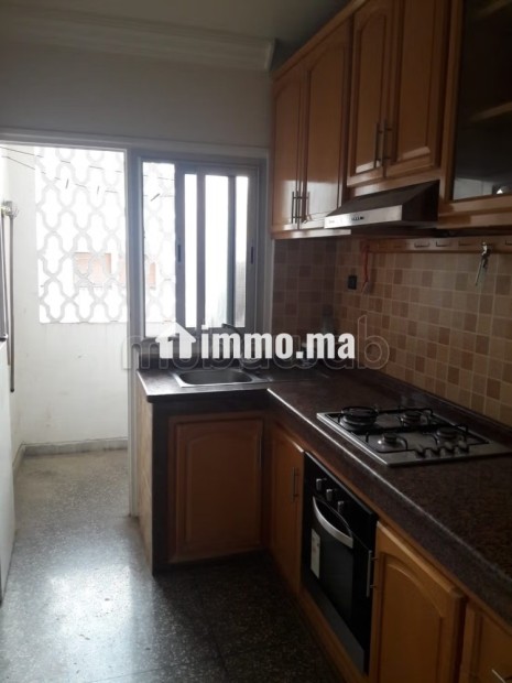 Joli appart à coté RibatCenter - Location Immobilier - Rabat - photo 8