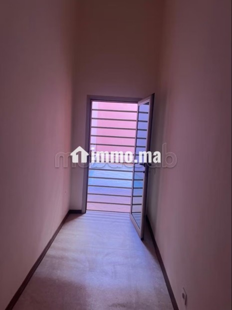 Louez cet appartement à Hivernage. 4 pièces confortables. Système de climatisation - Location Immobilier - Marrakech - photo 7