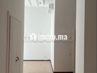 Louez cet appartement à Hivernage. 4 pièces confortables. Système de climatisation - Appartement à louer - Marrakech
