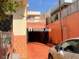 Belle villa avec jardin à vendre - Villa à vendre - Casablanca