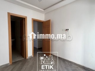 Vend appartement à Charf. 4 grandes pièces. Vue sur mer - Appartement à vendre - Tanger